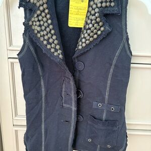 Studded blue vest kids size small Stylish NWT